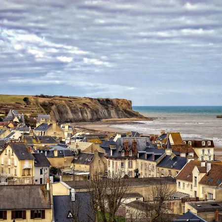 Calm And Comfortable In Bayeux, 9km From The Beach *