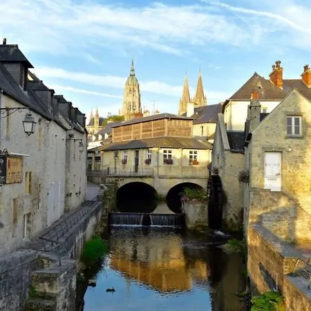 Calm And Comfortable In Bayeux, 9km From The Beach Lägenhet Bayeux